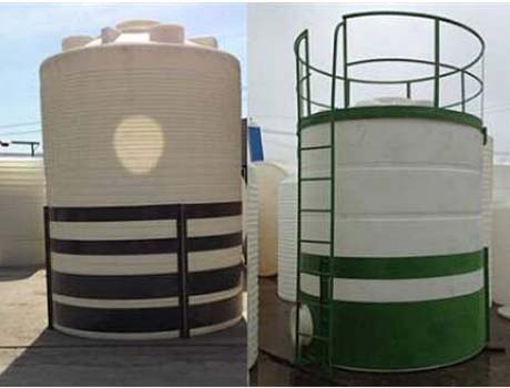 ���σ���